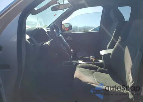 2010 Suzuki Equator Base from USA, damaged, VIN 5Z62D0CT9AC427679